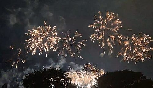 [르포] 밤하늘 수놓은 형형색색 불꽃비…53만 인파 시선 고정(종합)