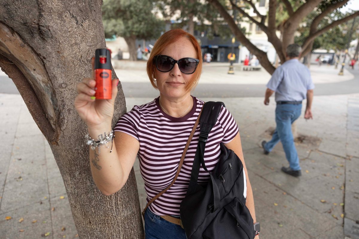 La vuelta al cole en Ceuta: “De material escolar, lo primero es el gas pimienta”