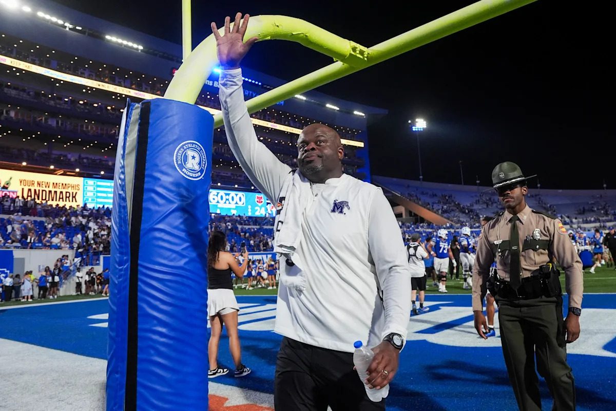 What Charles Huff said about Memphis fans after win over Arkansas State