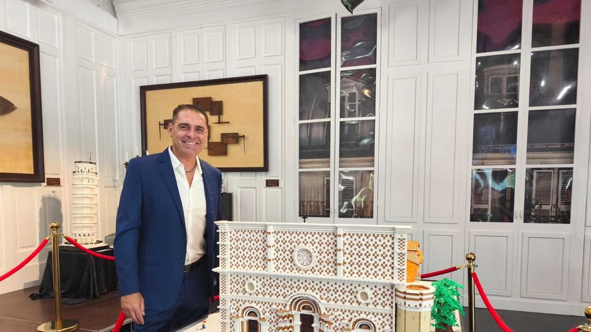Dalla Torre di Pisa a Collemaggio, all'Aquila i monumenti fatti di Lego