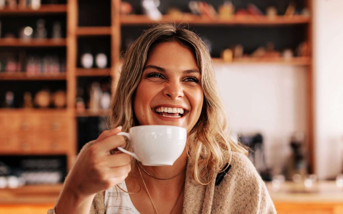 Le café agirait sur un mécanisme clé du vieillissement : voici ce que les chercheurs ont découvert