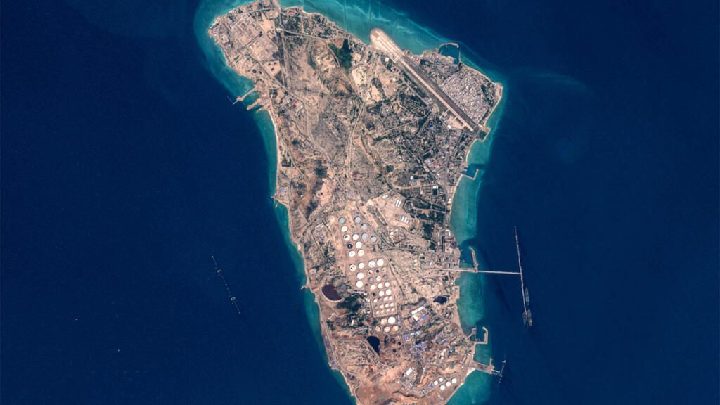 Moyen-Orient en direct : des médias iraniens font état d'explosions près de l'île de Kharg