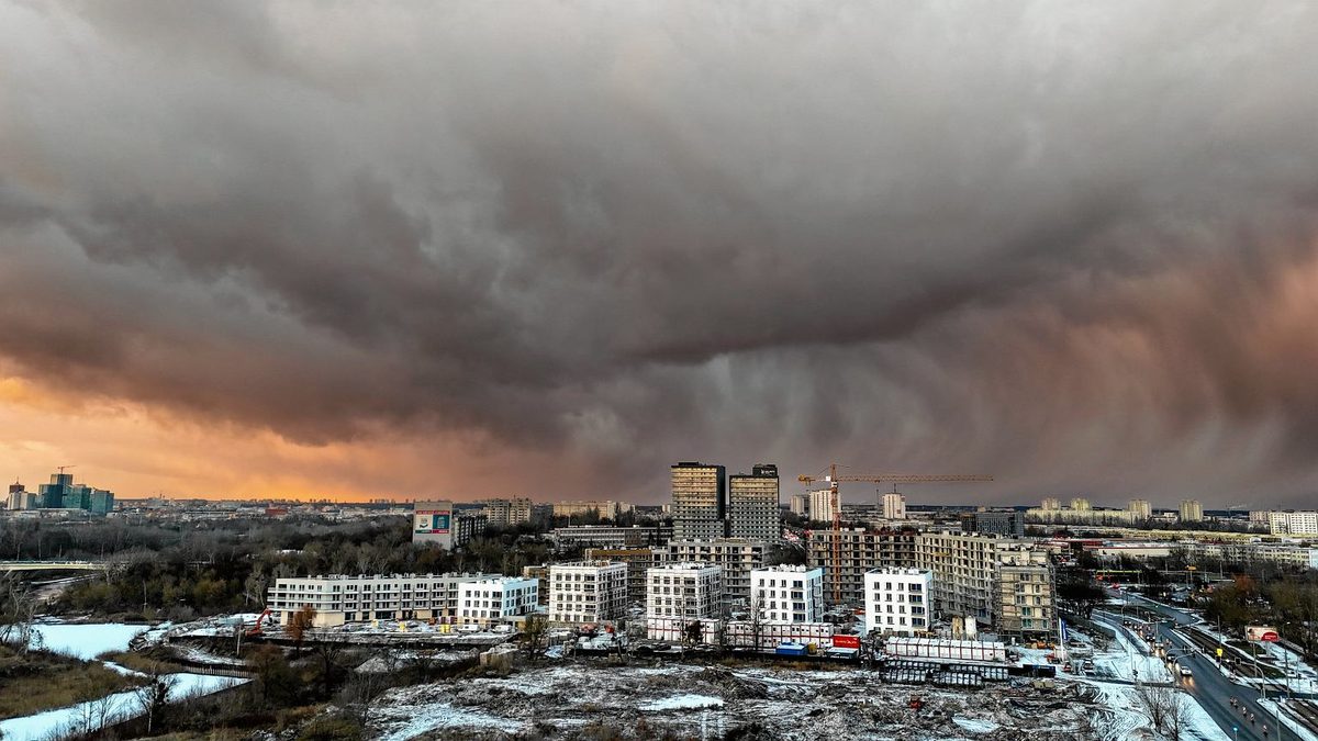 Będzie bardzo mocno wiać. IMGW wydał ostrzeżenia