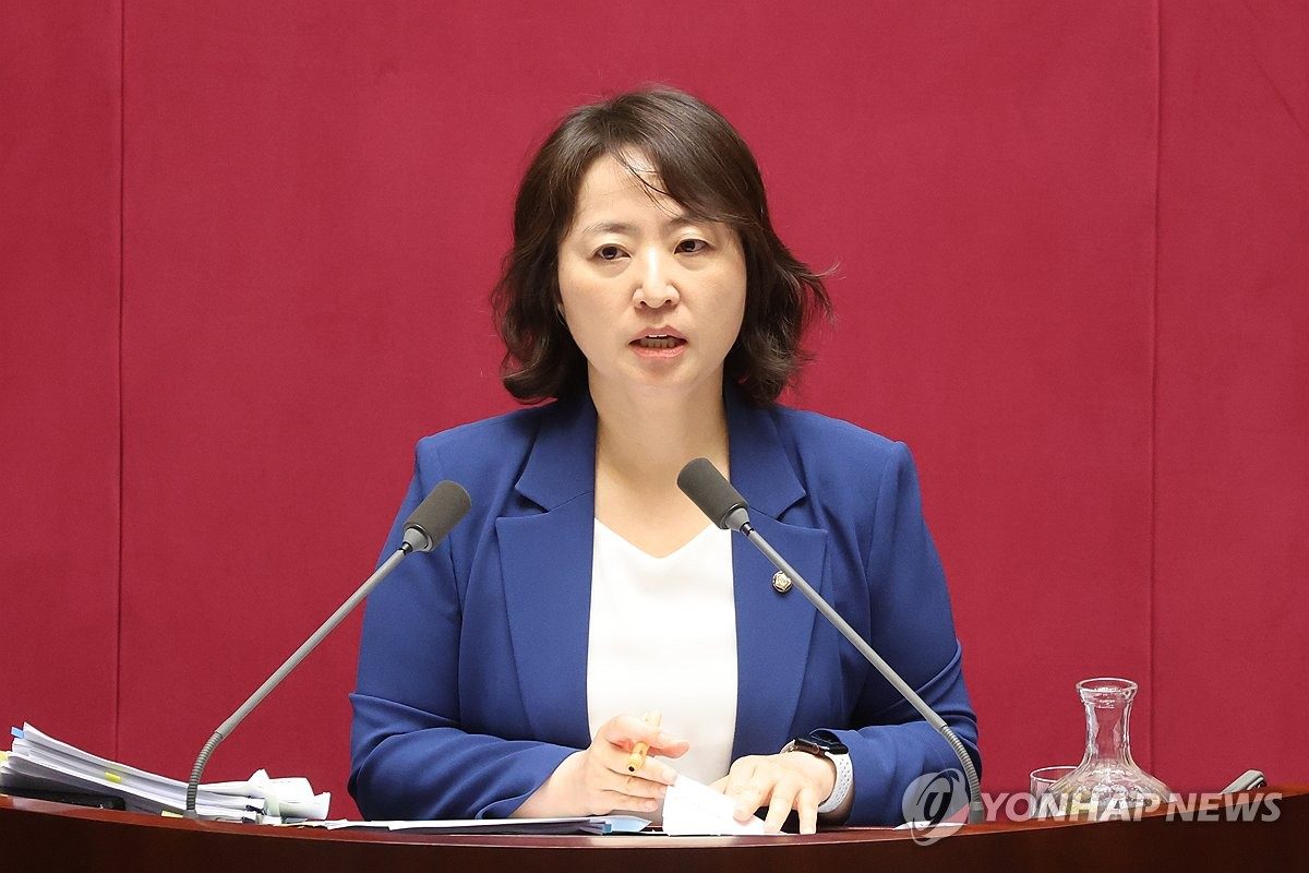 與 "국힘, 공소청·중수청 준비에 손놓아…무산이 목적인가"