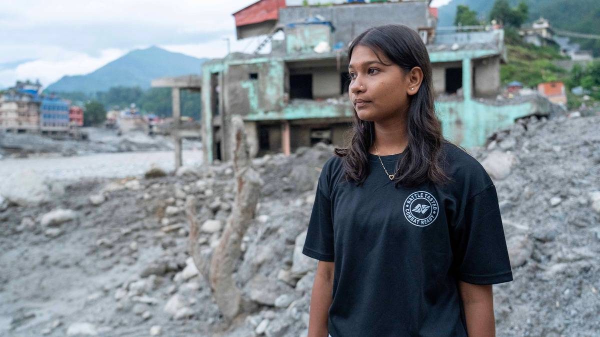 Swaraswati (16) sprang frå flaumen i Nepal