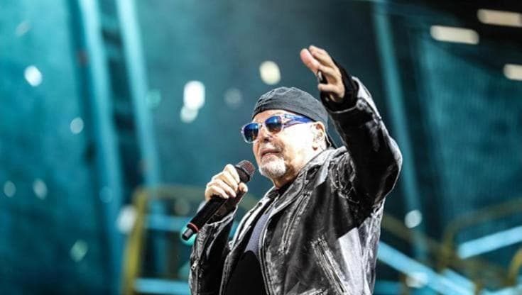 Università di Salerno, dottorato honoris causa per Vasco Rossi