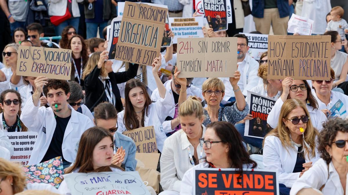 Los sindicatos médicos convocan una huelga indefinida en todo el país a partir del 28 de octubre