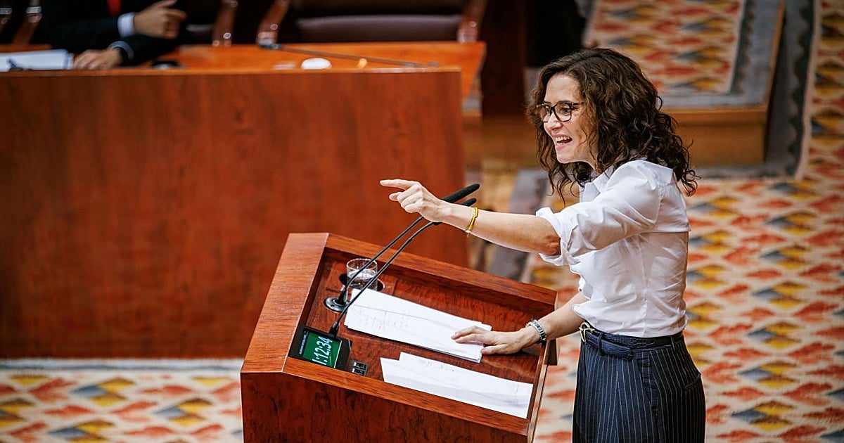 Ayuso encara la embestida de la izquierda por el ático y le reta: «Si he mentido, dimito y si no, dimitan ustedes»