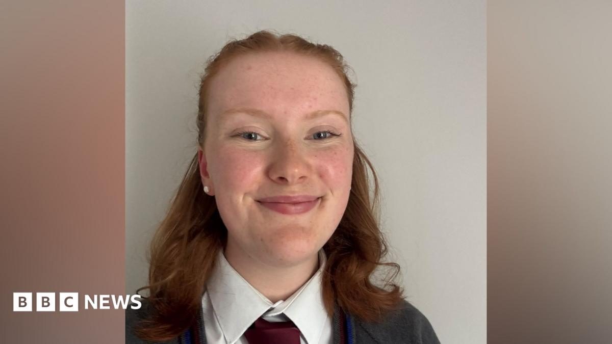 Girls given legal right to wear trousers in schools in Northern Ireland