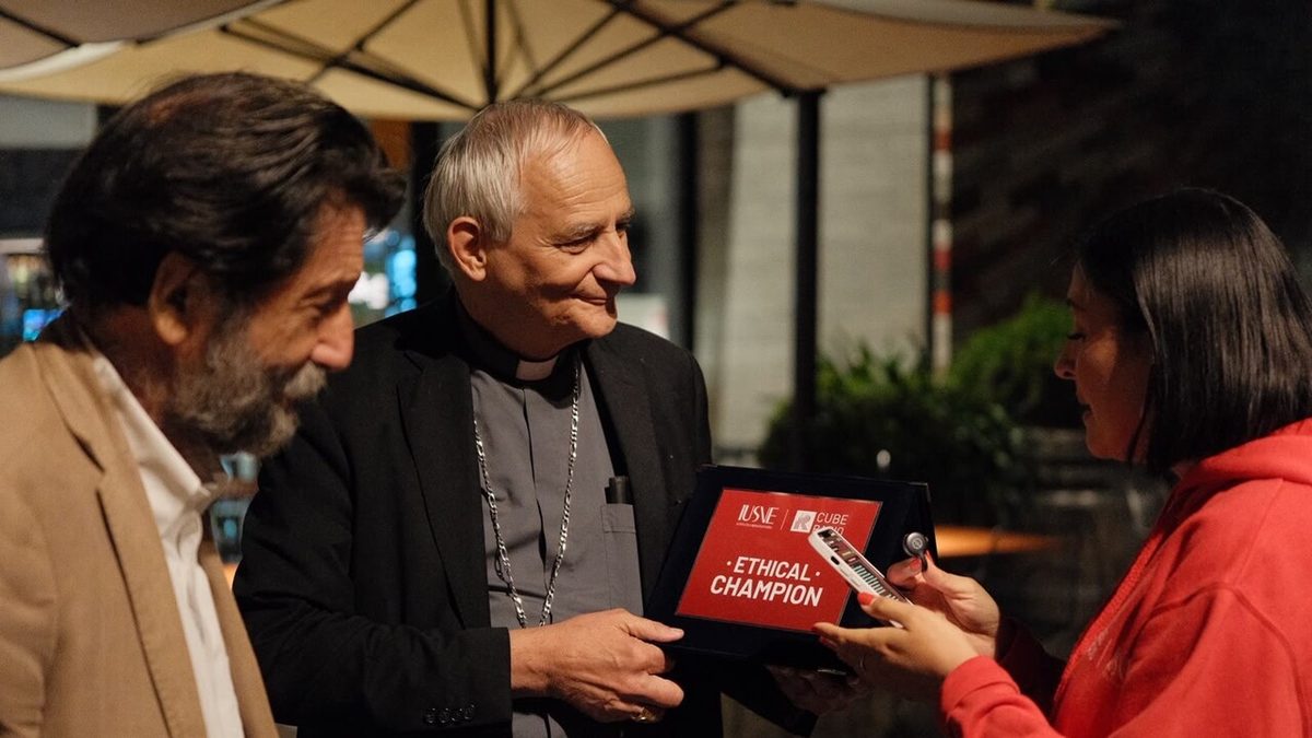 Al card. Zuppi il premio 'Ethical Champion' dello Iusve di Venezia