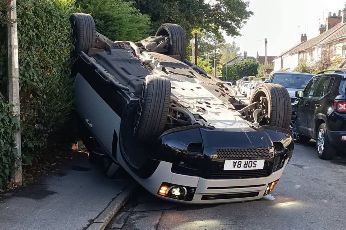 Premier League star Sorba Thomas crashes car outside training ground
