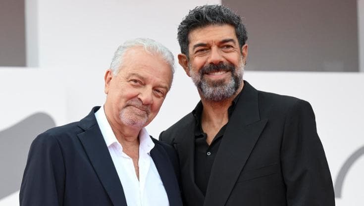 “Dio ride”, Veronesi: “La comicità è una cosa seria”. Favino: “Più coraggio nei festival”