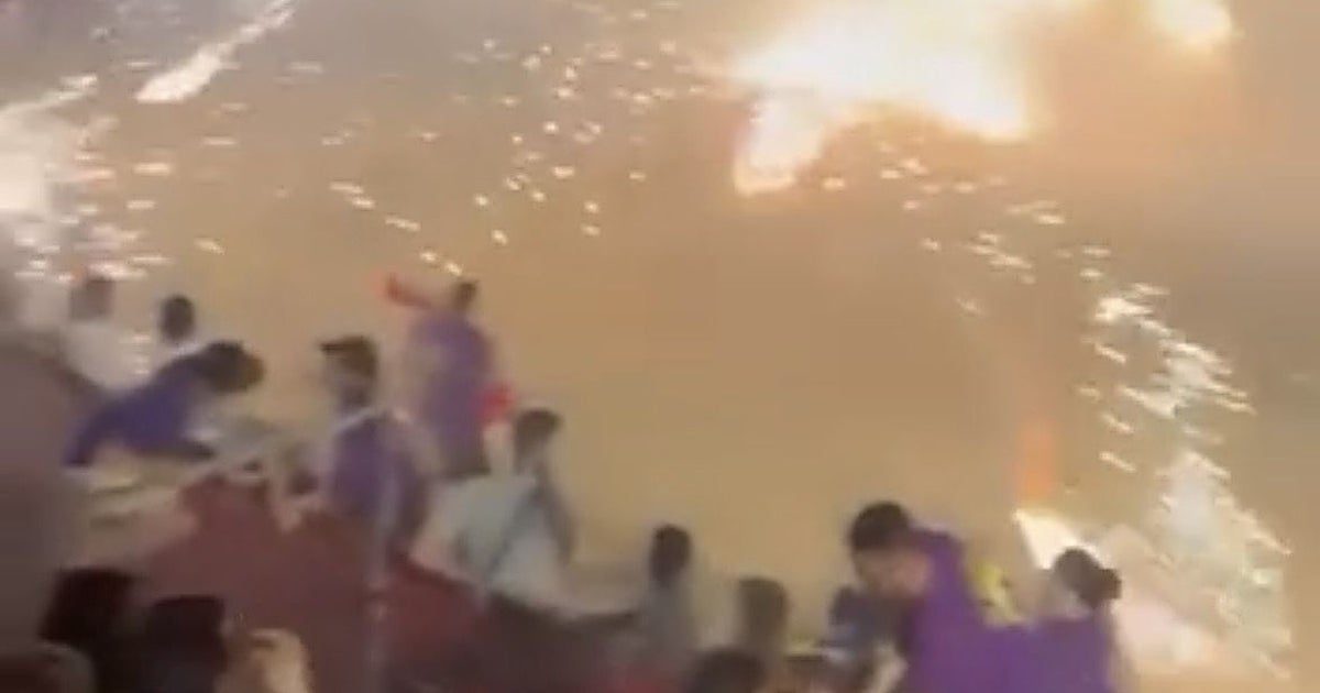 Un encierro con un 'toro' de fuego infantil acaba con una decena de heridos en un pueblo de Madrid