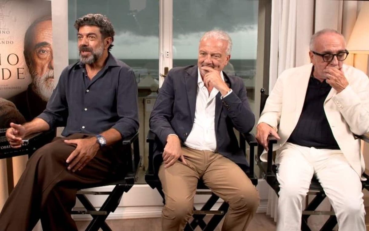 Favino presenta “Dio ride”: “Fra Leopoldo resterà nella mia memoria”