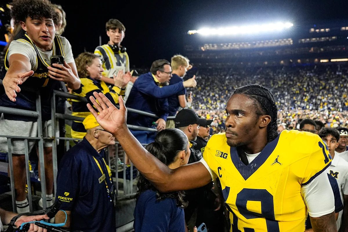 Big Ten weighs in on call that set up Michigan' football Hail Mary