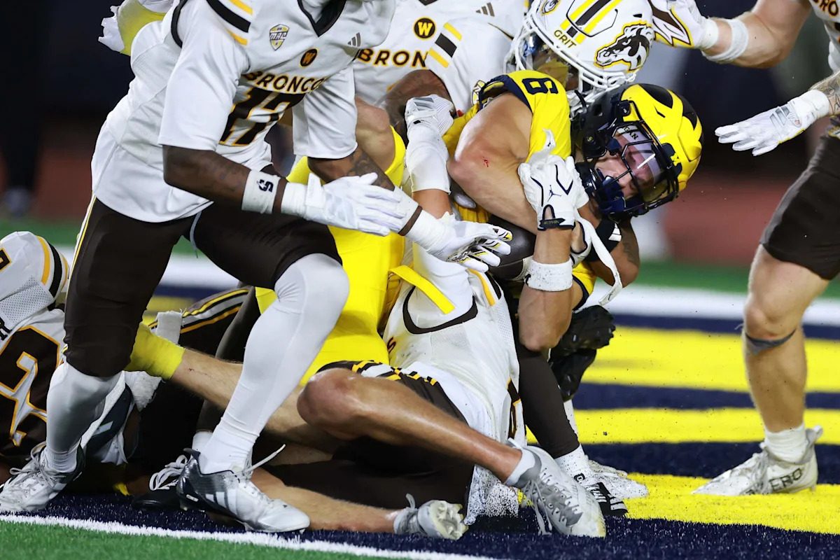 Western Michigan-Michigan Refs Under Fire as WMU’s Upset Overturned Amid Controversy