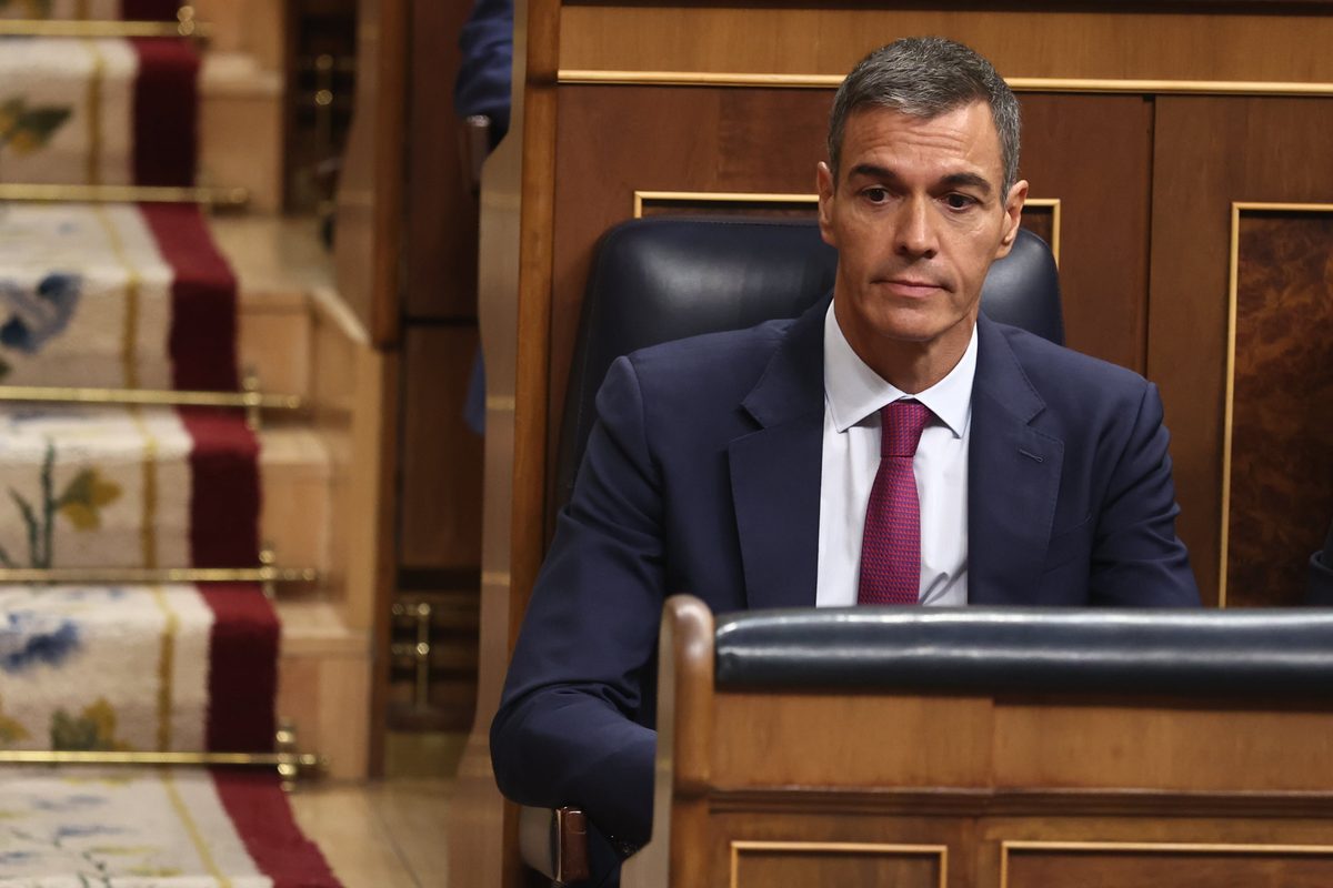 El hundimiento de lo básico: defensa, educación, sanidad y vivienda