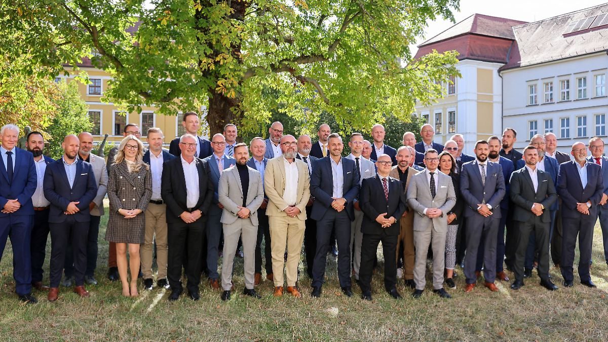 Jung, männlich, radikal: Das sind die 39 neu gewählten AfD-Abgeordneten im Landtag von Sachsen-Anhalt