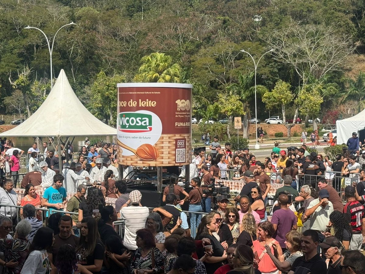 Maior doce de leite do Brasil: Entenda como foram produzidas 3,4 toneladas em MG