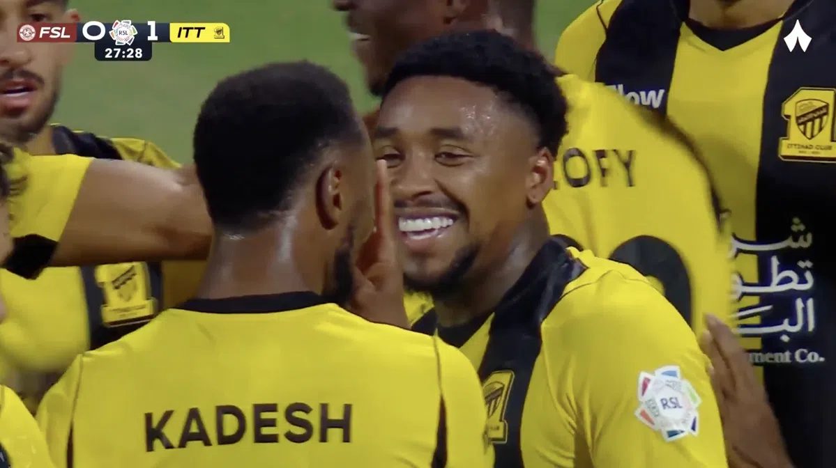 Bergwijn scoort bij debuut Wijnaldum opnieuw voor Al-Ittihad