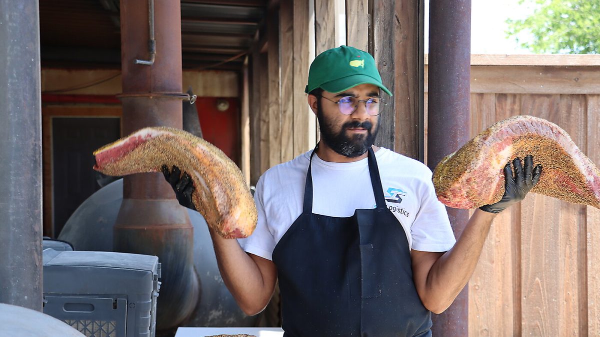 American Muslims are giving Texas barbecue a halal makeover