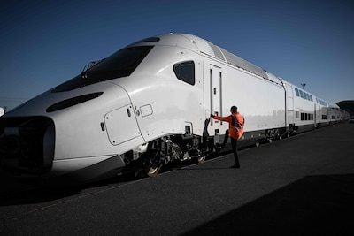 Un train avec 180 passagers déraille en Seine-Maritime: environ 20 blessés