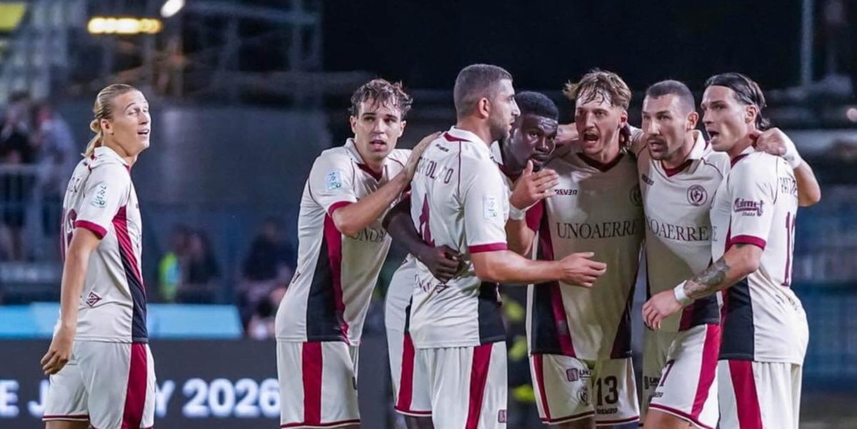 L'Arezzo vince il derby: l'Empoli resta in dieci e cade in casa. Ora Benevento-Verona e Pisa-Entella