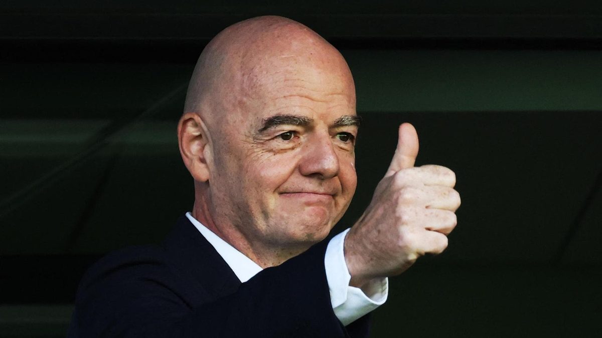 Infantino, niente passi indietro: si ricandiderà alla presidenza della Fifa nel 2027