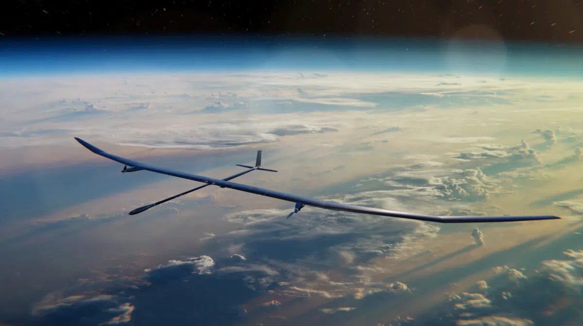 Brits bedrijf wil drone vanaf de grond opladen om hem een jaar in de lucht te houden