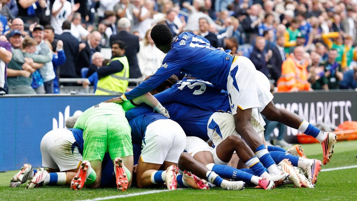 Overtidsdrama da United-seieren glapp – kanonscoring reddet Everton