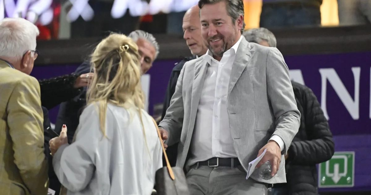Mannert rondt de laatste 'klip': goed gesprek met de amateurclubs