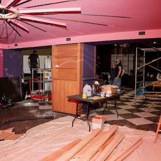 ‘Een verlaten seksclub, die vibe streven we na’: Melkweg opent Club Annie in pand Sugarfactory