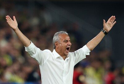 Fenerbahçe schept duidelijkheid in trainerssoap: ‘Ismail Kartal bekleedt altijd zijn positie’