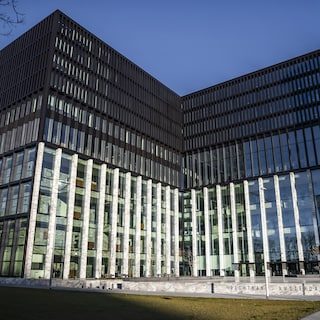 Amsterdammer die eigen dochter (13) misbruikte krijgt 3 jaar cel, waarvan 6 maanden voorwaardelijk