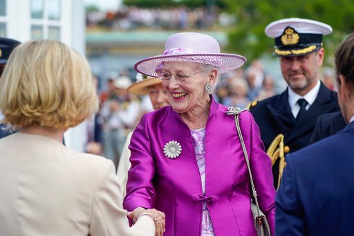 Dronning Margrethe innlagt på sykehus – kommer ikke i gravferden til kong Harald