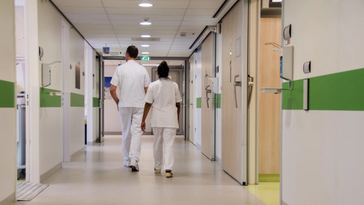 Werkgevers worstelen met groeiend verzuim door stress: 'Je moet er op tijd bij zijn'