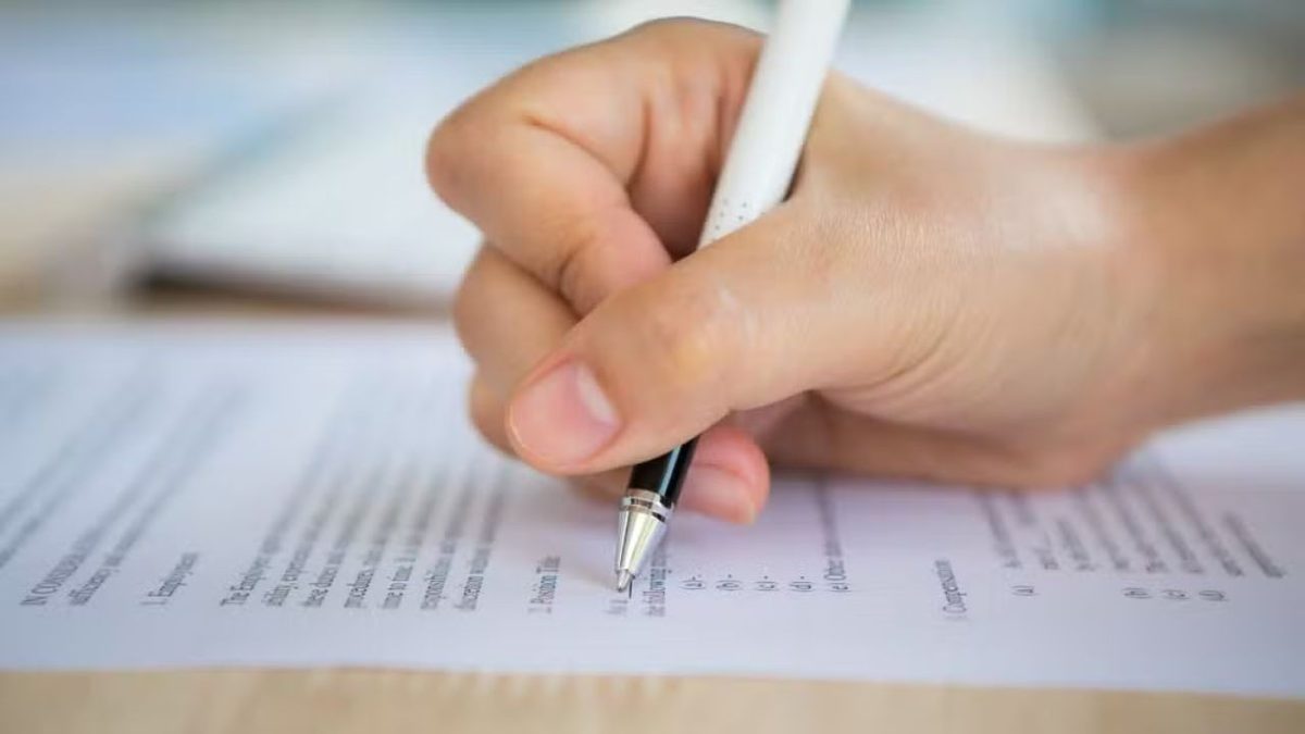 Concursos e seleções em PE têm mais de 1,2 mil vagas e salários de até R$ 15 mil; saiba como se inscrever