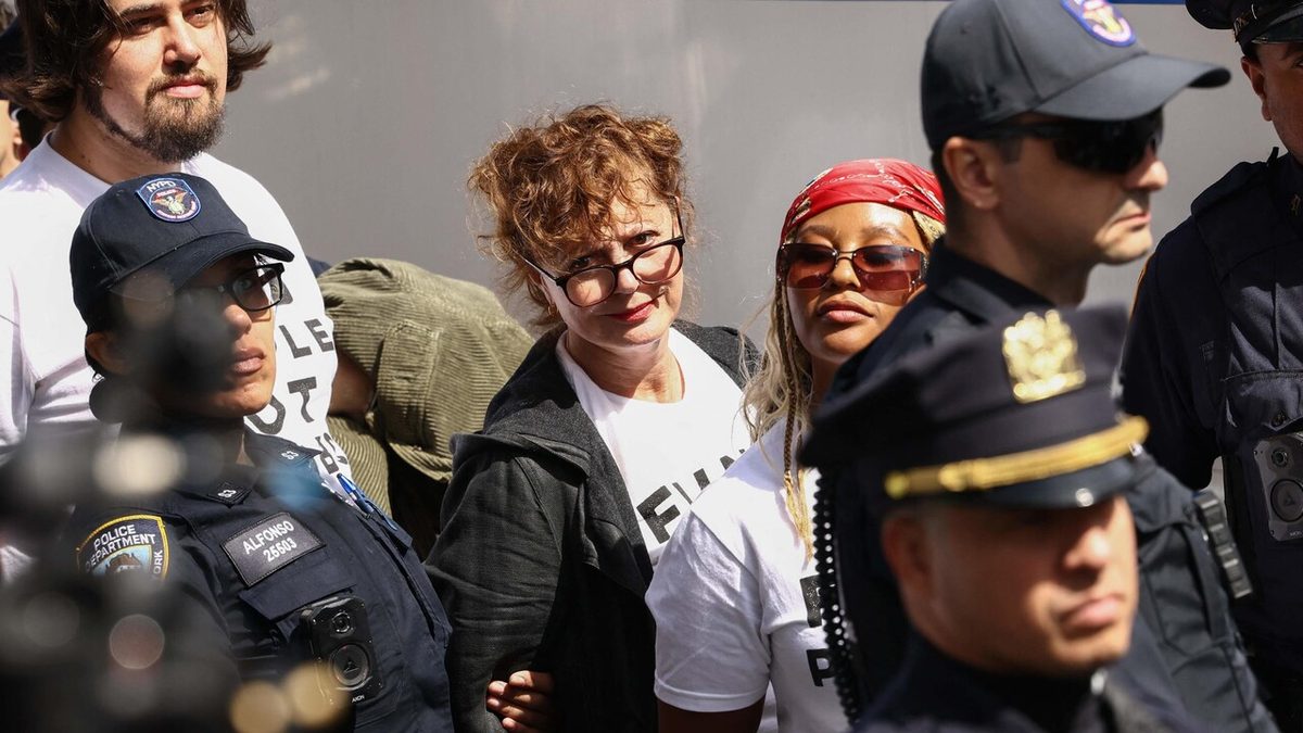 Proteste per Netanyahu all'Onu, arrestata Susan Sarandon