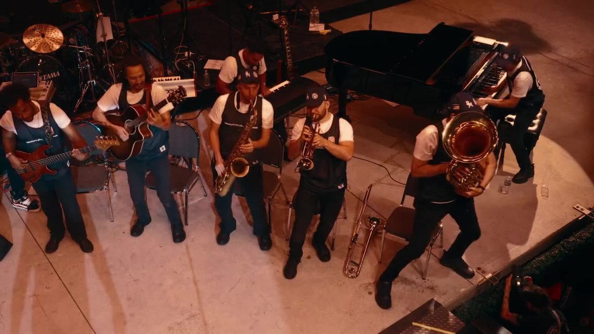 SIMPLE & SWEET LIVE AT FOREST HILLS STADIUM