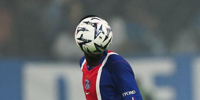 Pour le Ballon d’or, le PSG mise sur Dembélé et Kvaratskhelia et relègue Ruiz sur le banc