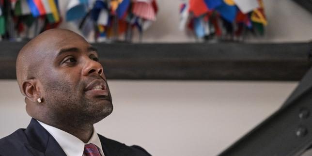 « Je continuerai à m’exprimer librement, avec respect et sans haine » : Teddy Riner réagit aux insultes et commentaires…