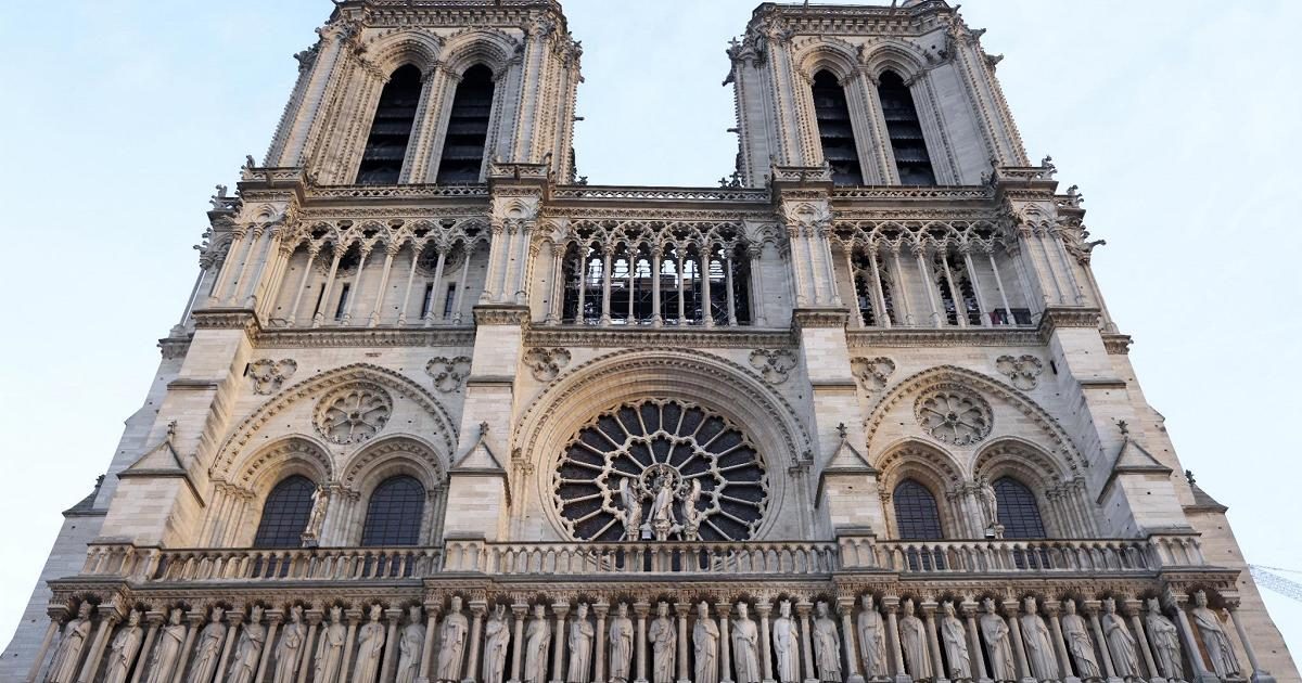 Leone XIV arriva in Francia, Macron: "Un momento importante per il paese"
