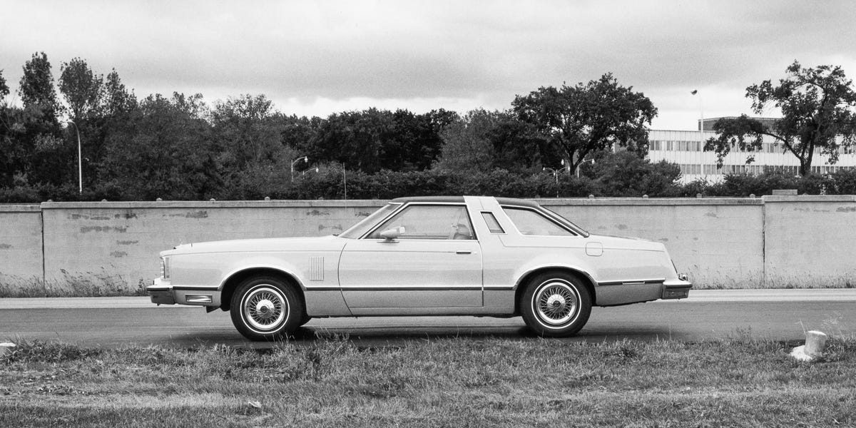 View Photos of the 1977 Ford Thunderbird