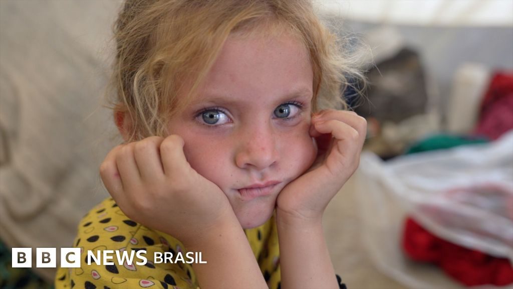 'Nunca estive no Afeganistão': 6 milhões de deportados são obrigados a começar de novo em país governado pelo Talebã