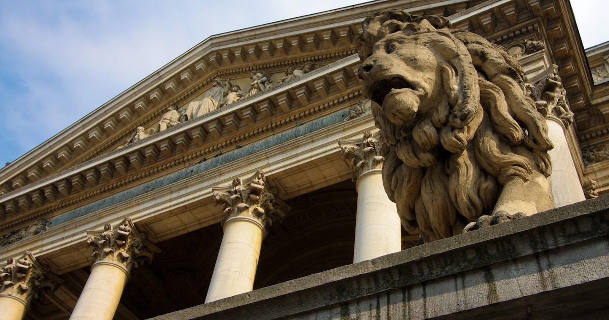 Un peu d’air pour les Bourses après une semaine sous tension