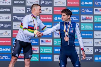 LIVE. Toptalent Paul Seixas ziet België als “grote favoriet”, Mathieu van der Poel: “Pakweg vijf procent kans dat ik we…
