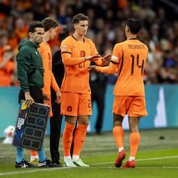 Van Bommel schrijft Oranjehistorie met debuut: 'Wordt moeilijk vader in te halen'