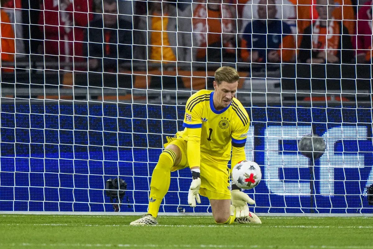 Warm weerzien tussen Xavi en Ter Stegen: 'Je bent een krijger'