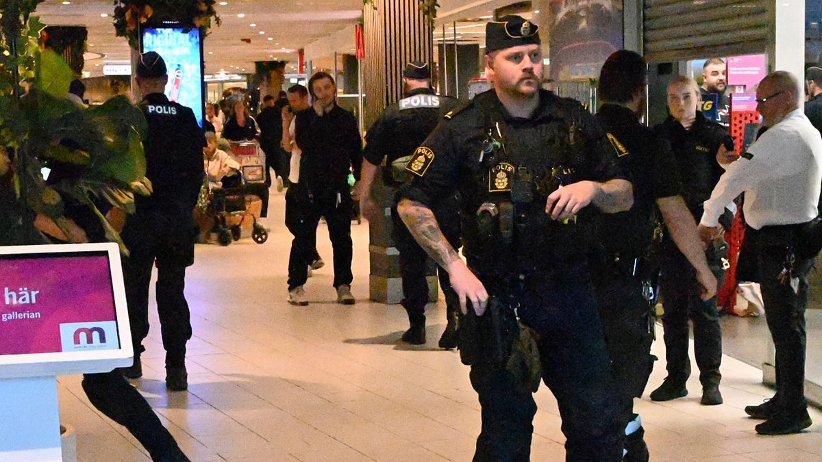 Person skjuten i armen i galleria: ”Jättestor insats”