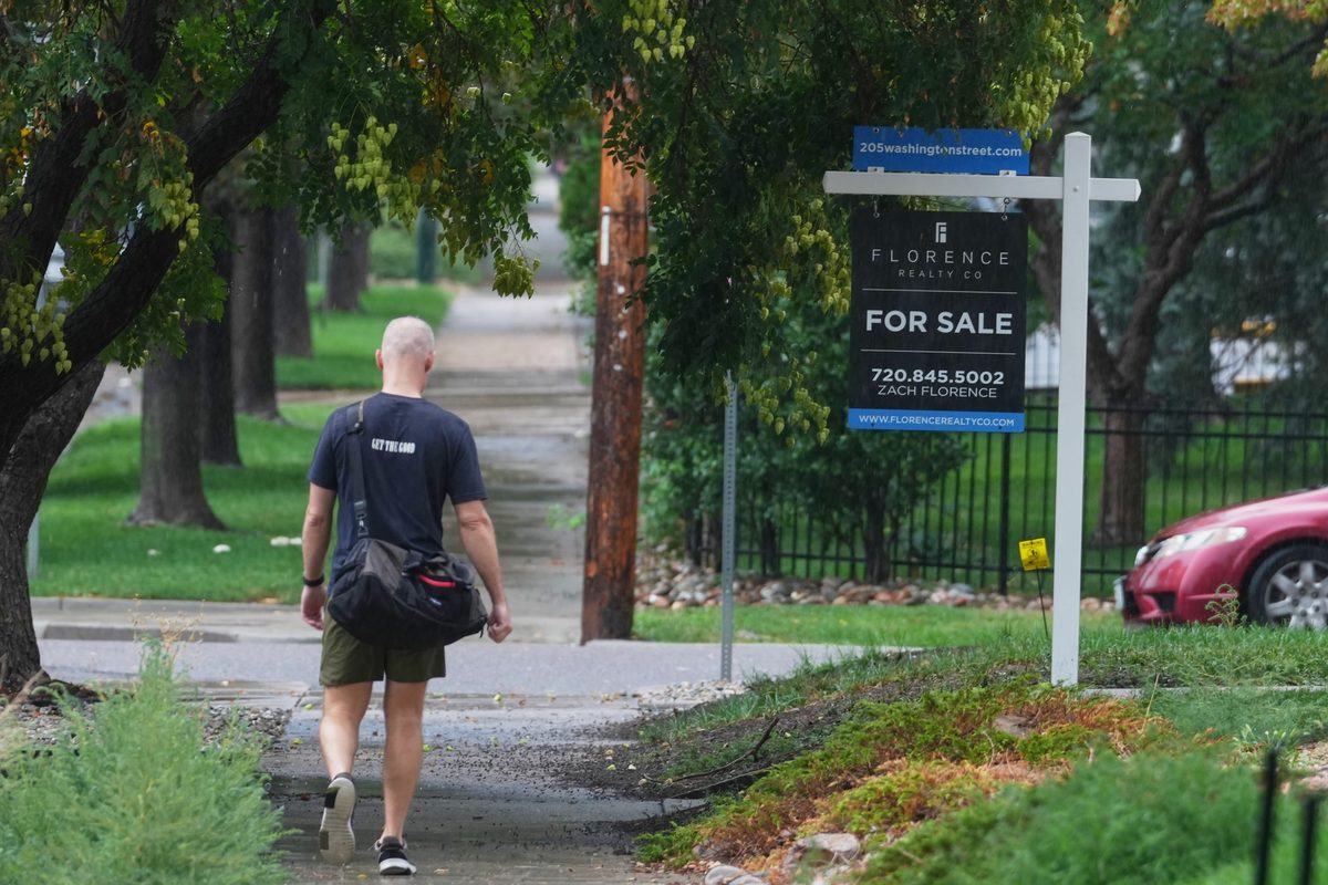 Home sales dropped last month as mortgage rates reached highest level in over a year